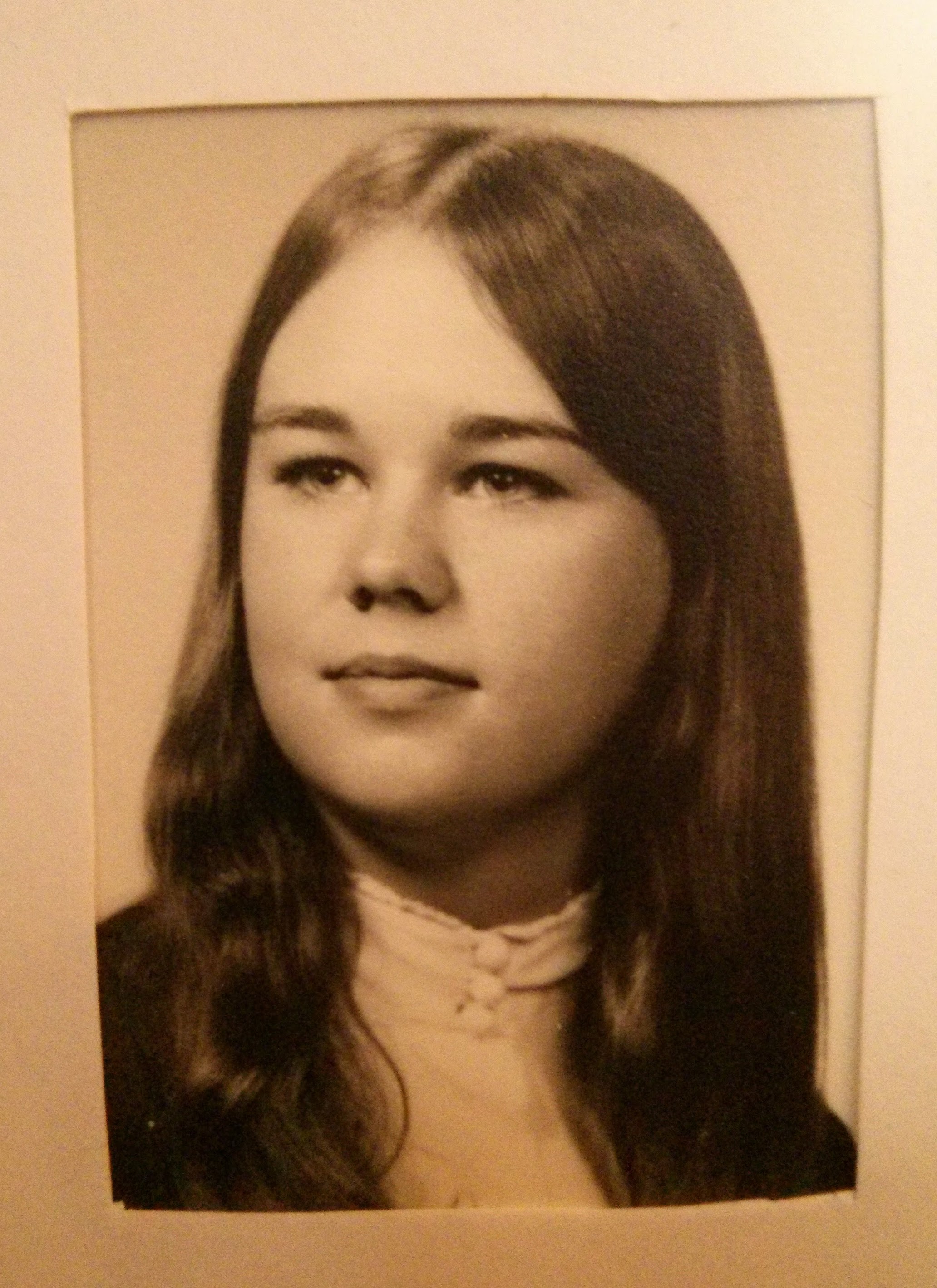 Liza as a teenager, portrait